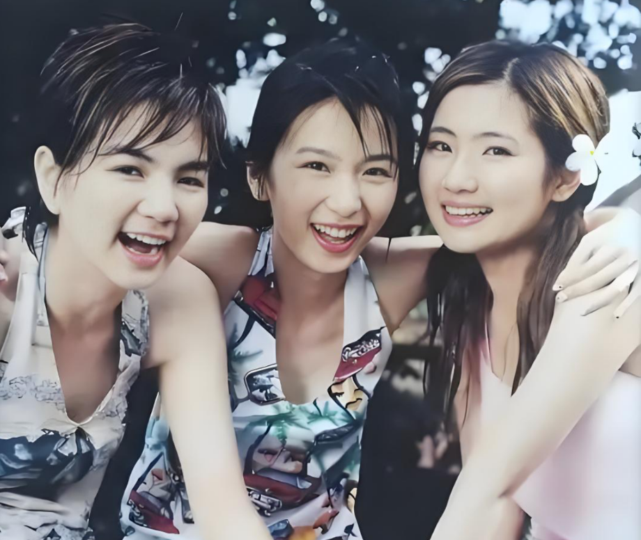 S.H.E(图1) S.H.E(图1)