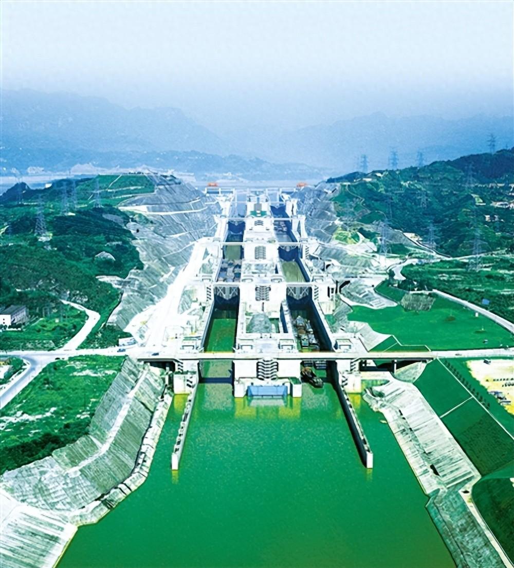 长江三峡水利枢纽工程1.jpeg