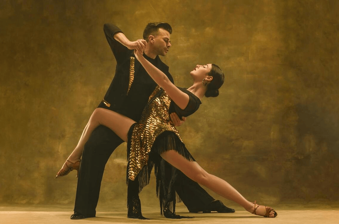 国际标准舞(图1)