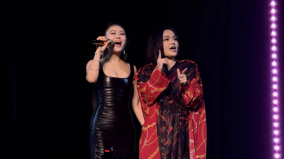徐佳莹惊喜空降袁娅维演唱会 两大金曲歌后同台引爆全场(图3)